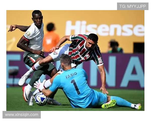 世俱杯场上通讯技术揭秘：现代足球中的无线协作系统